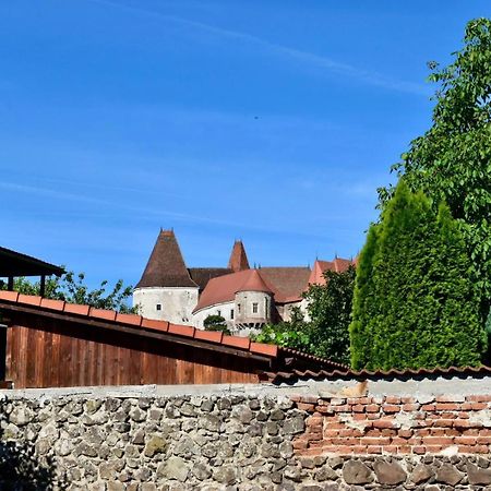 Transilvania Rent Хунедоара Экстерьер фото